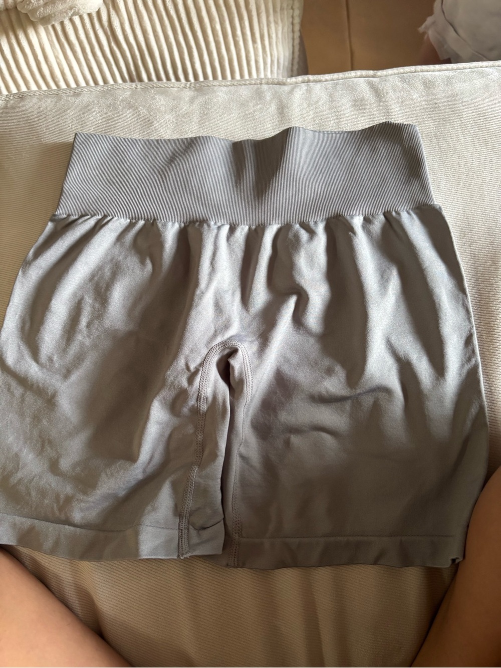 Nvgtn contour shorts